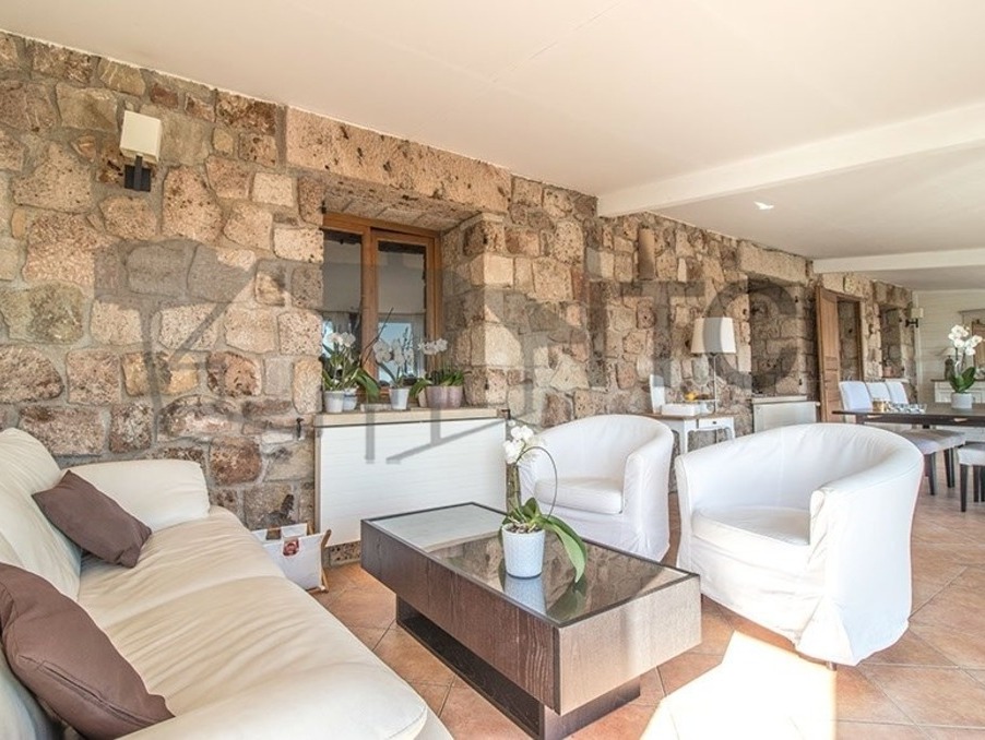 Vente maison 649 000 €  Les Vans