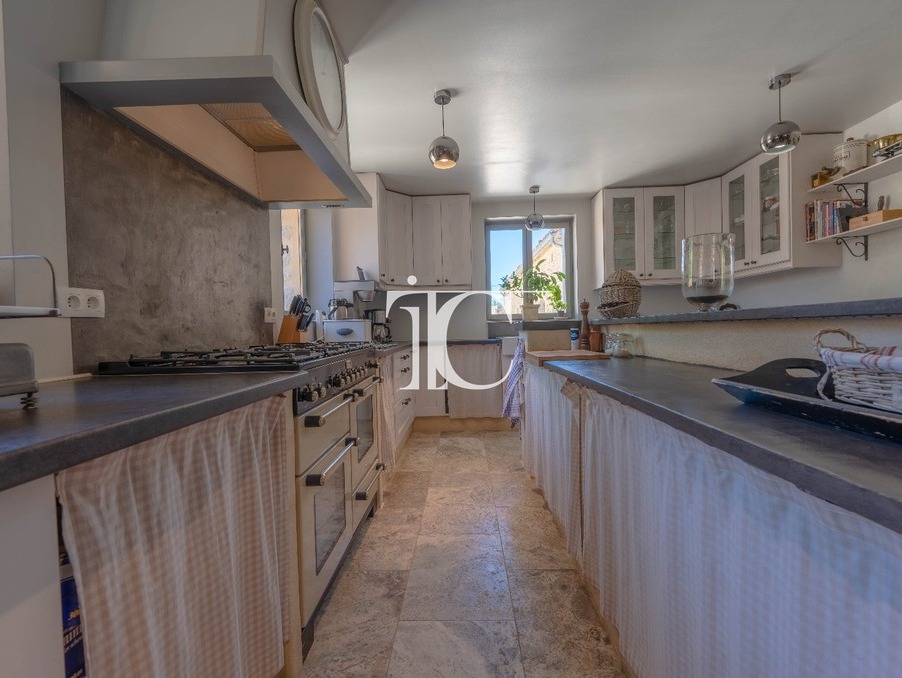 Maison sur Barjac ; 1 330 000 €  ; A vendre Réf. 301375154-2208374