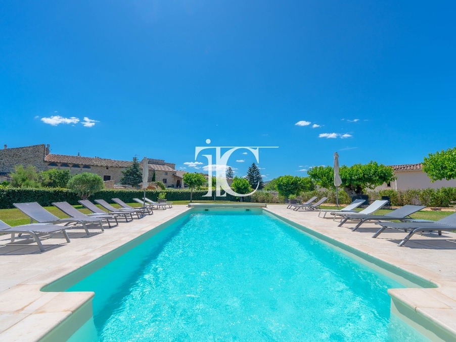 Vente maison 1 330 000 €  Barjac