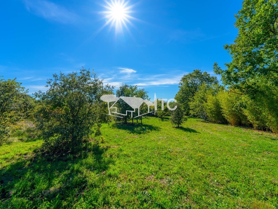 Vente terrain 180 000 €  Les Assions