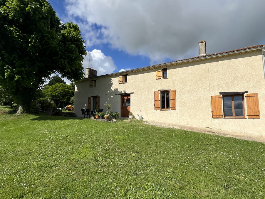 Vente maison PUYSSERAMPION 167.76m² 349800 € Réf. 10710MI