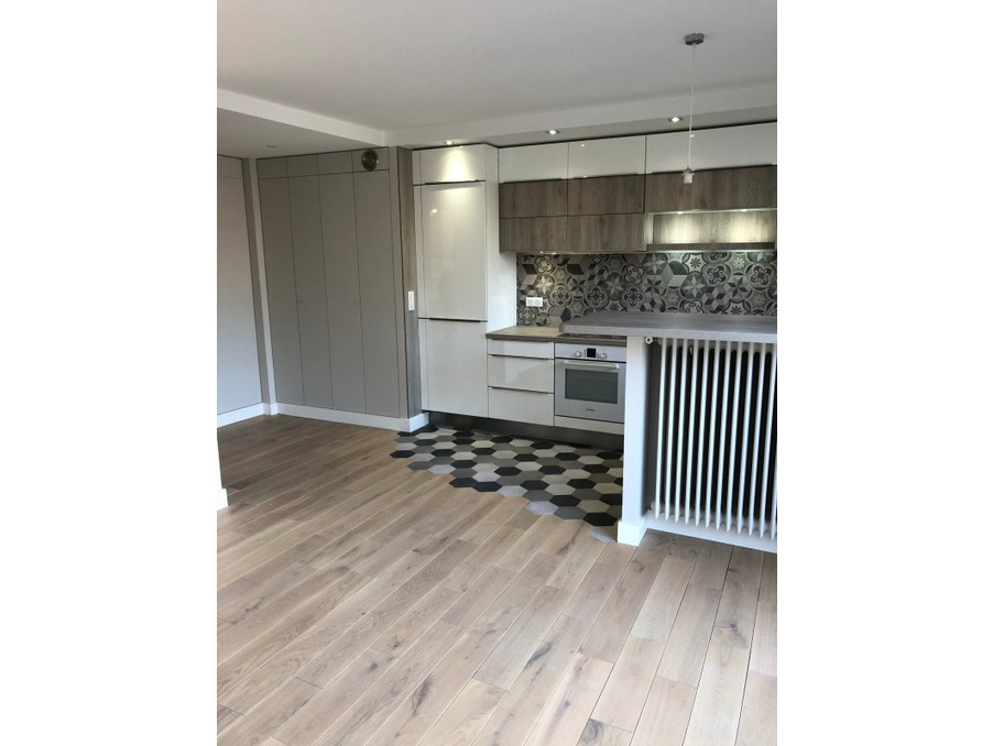 A vendre appartement Paris 75018; 335 000 € 