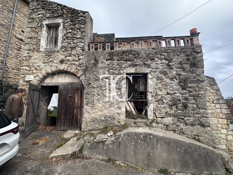 A vendre maison Saint Paul le Jeune 07460; 110 000 € 