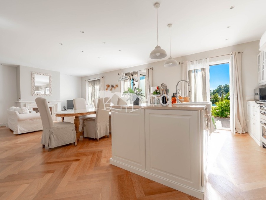 Vente maison 730 000 €  Les Vans