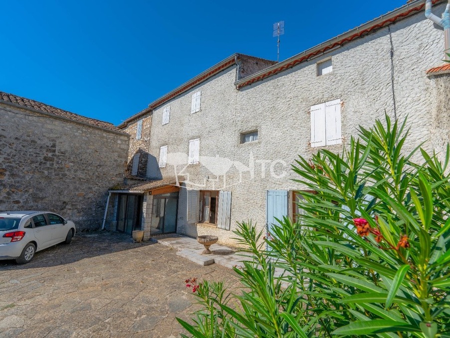 A vendre maison Berrias et Casteljau 07460; 210 000 € 