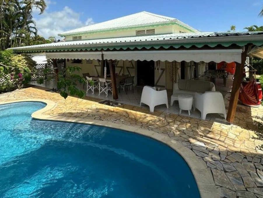 A vendre maison Ste Anne 97180; 495 000 € 