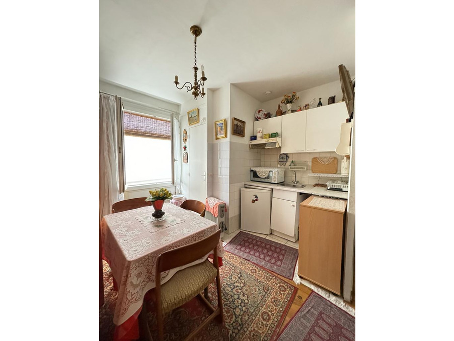 Appartement 128 400 €  sur Paris (75012) - Réf. AJVAP30001431