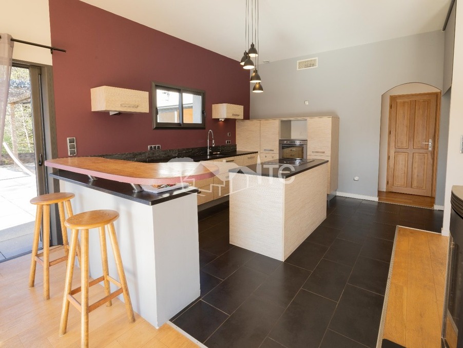 Vente maison 421 000 €  Les Mages