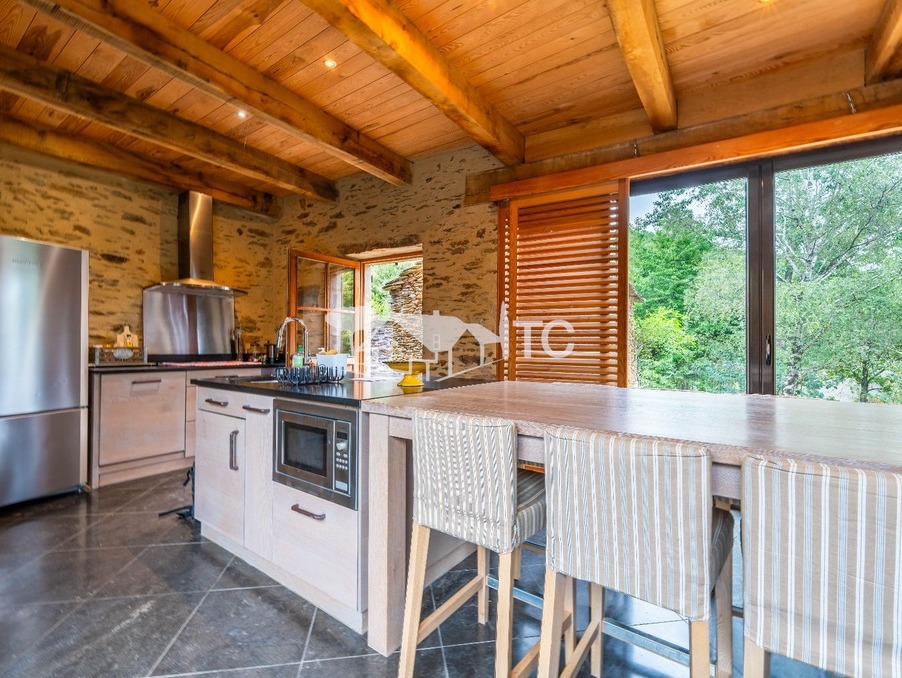 Maison sur Aujac ; 595 000 €  ; Vente Réf. 301375334-2308571