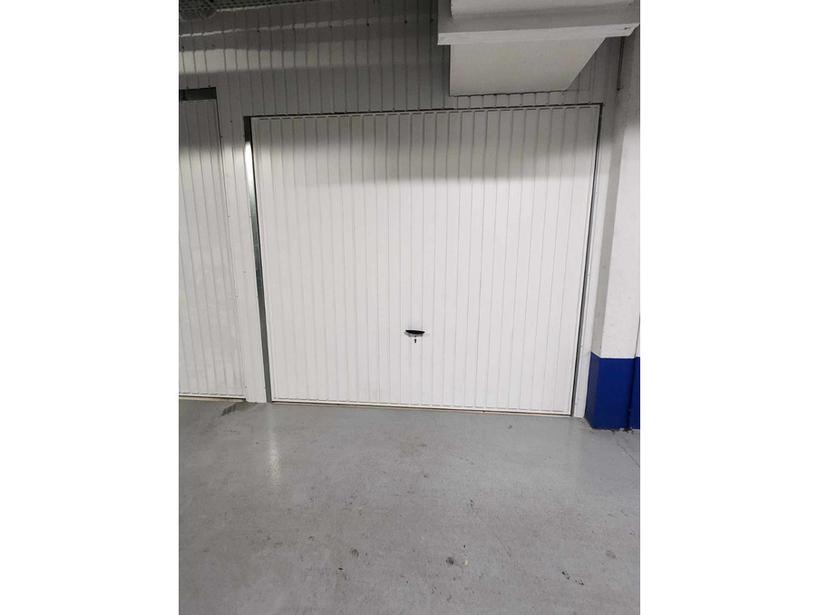 Parking 35 000 € Réf. NBVPA360001585 Charenton-le-Pont