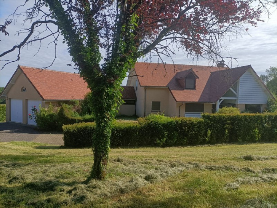 Maison sur Lons le Saunier ; 450 000 €  ; Achat Réf. 1821