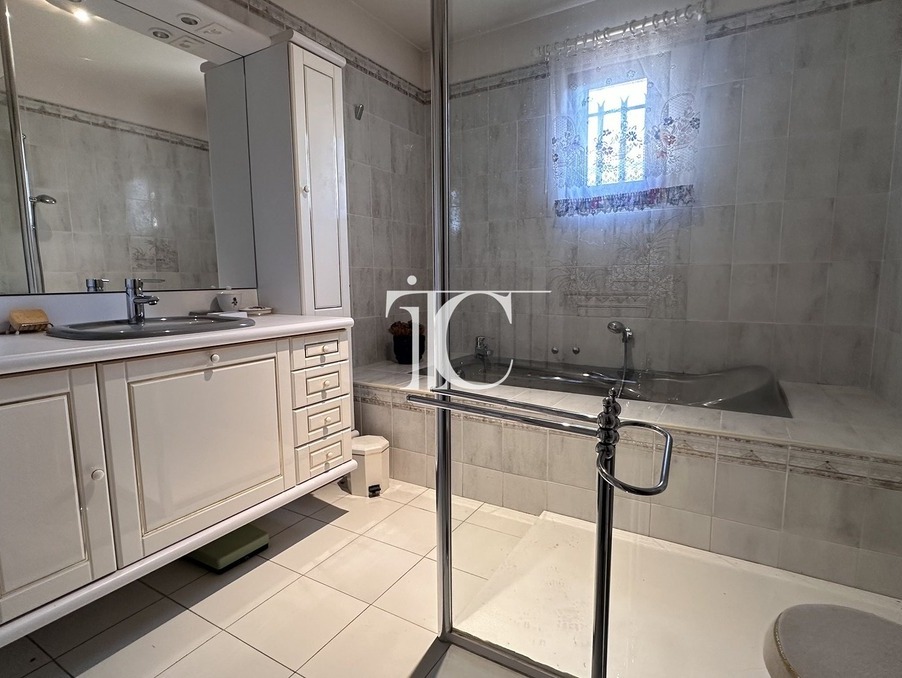 A vendre maison Saint Ambroix 30500; 260 000 €