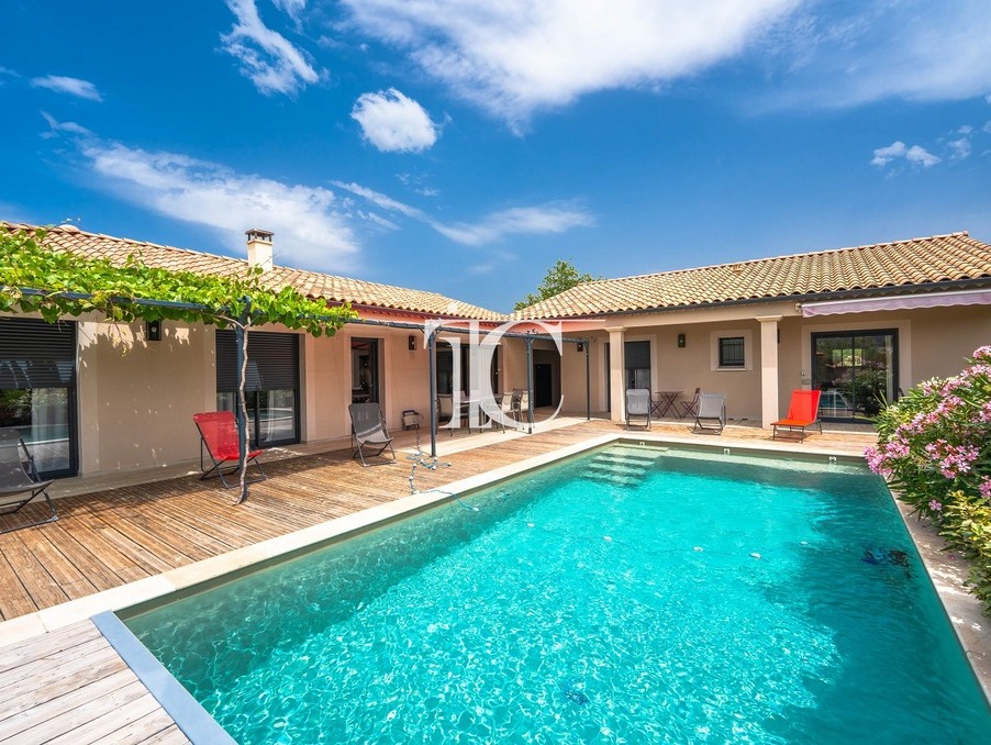 Maison sur Les Vans ; 655 000 €  ; Vente Réf. 301374477-2407755