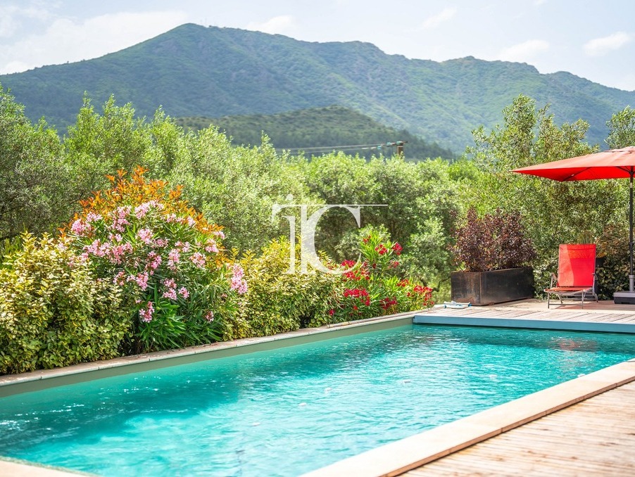 A vendre maison Les Vans 07140; 655 000 € 