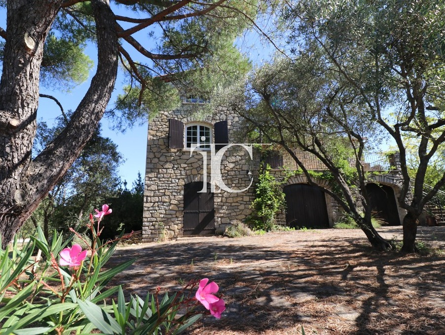 Vente maison 325 000 €  Ales