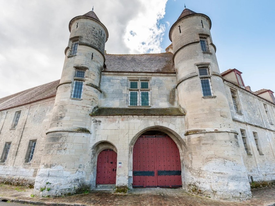 Chateau 1 600 000 €  Réf. 2021-0501 Magny-en-Vexin