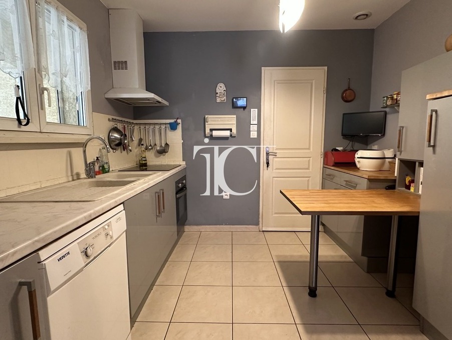 A vendre maison Saint Florent sur Auzonnet 30960; 217 000 € 