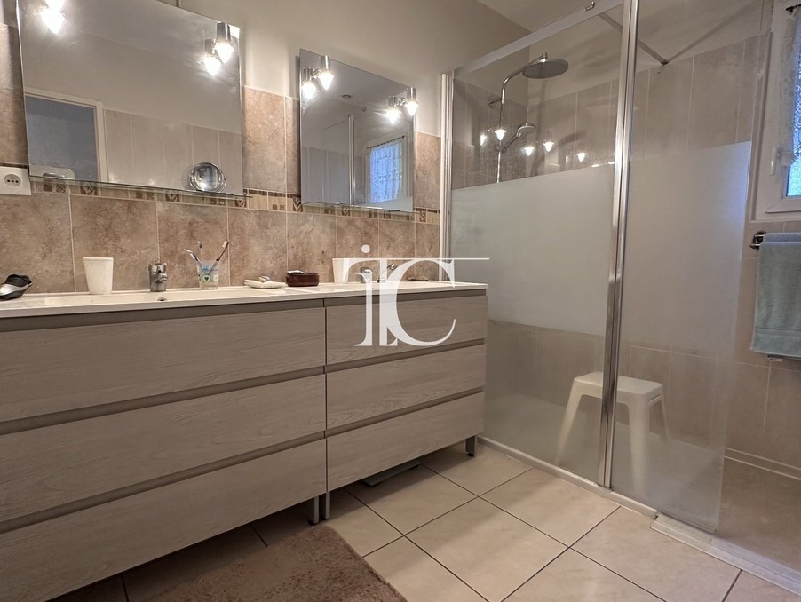 Maison sur Saint Florent sur Auzonnet ; 217 000 €  ; A vendre Réf. 301375804-2408792