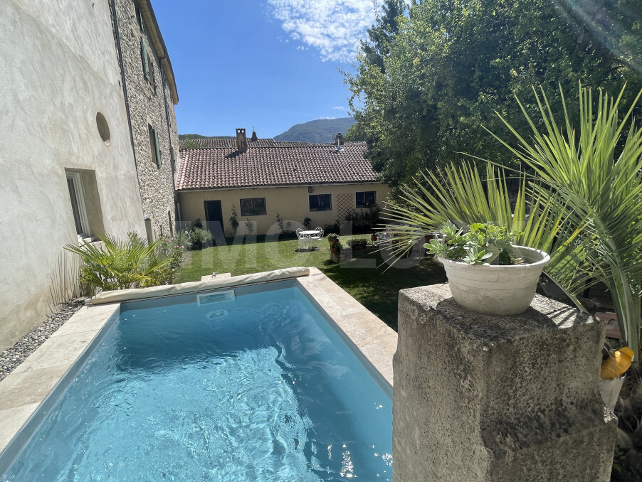 Maison sur Dieulefit ; 330 000 €  ; Vente Réf. 01-0824