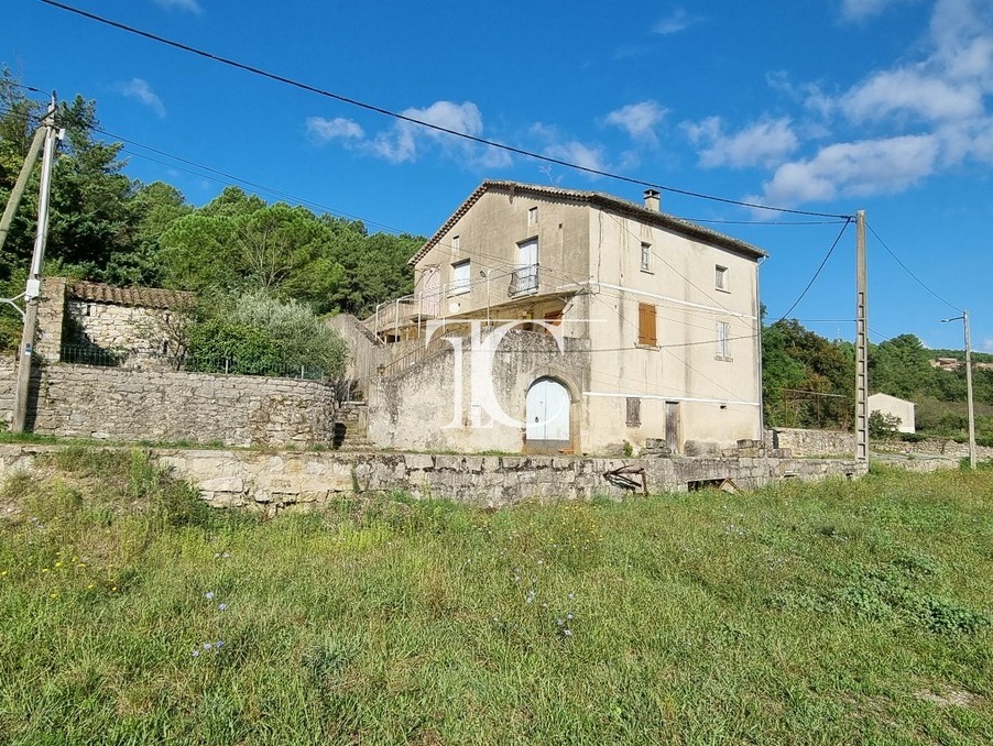 A vendre maison Saint Paul le Jeune 07460; 160 000 € 
