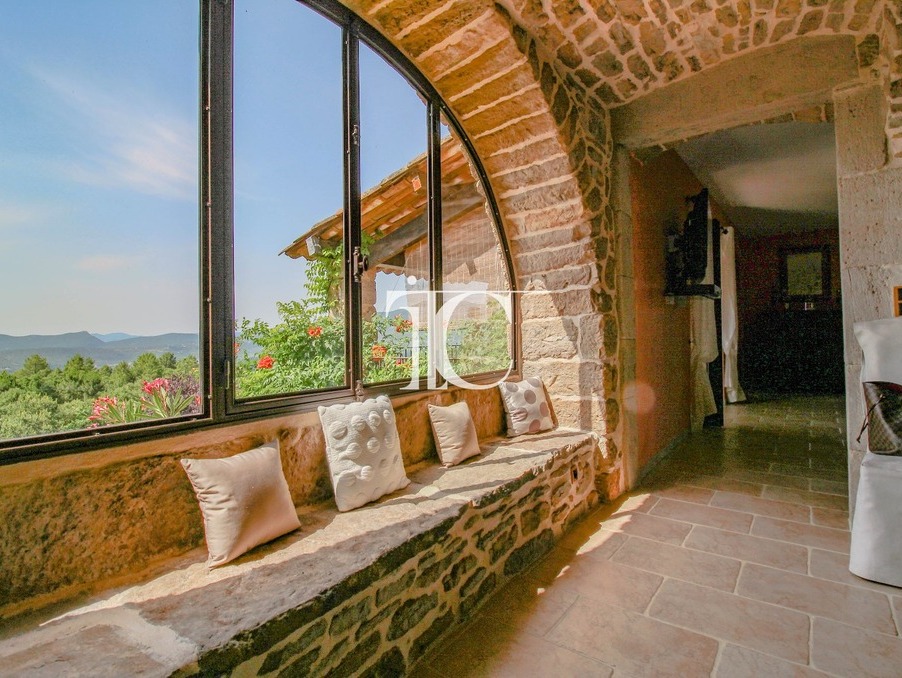 Vente maison 750 000 €  Les Vans