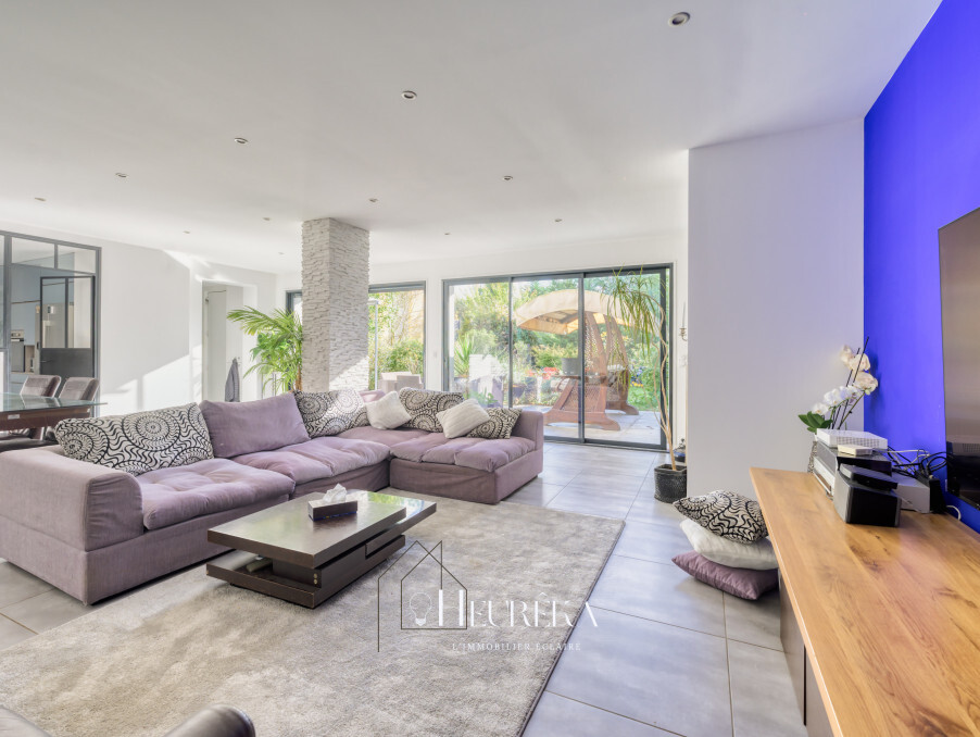 Maison 849 000 €  Réf. 461 La Varenne St Hilaire