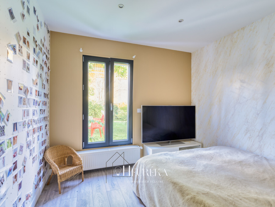 Maison sur La Varenne St Hilaire ; 849 000 €  ; Vente Réf. 461