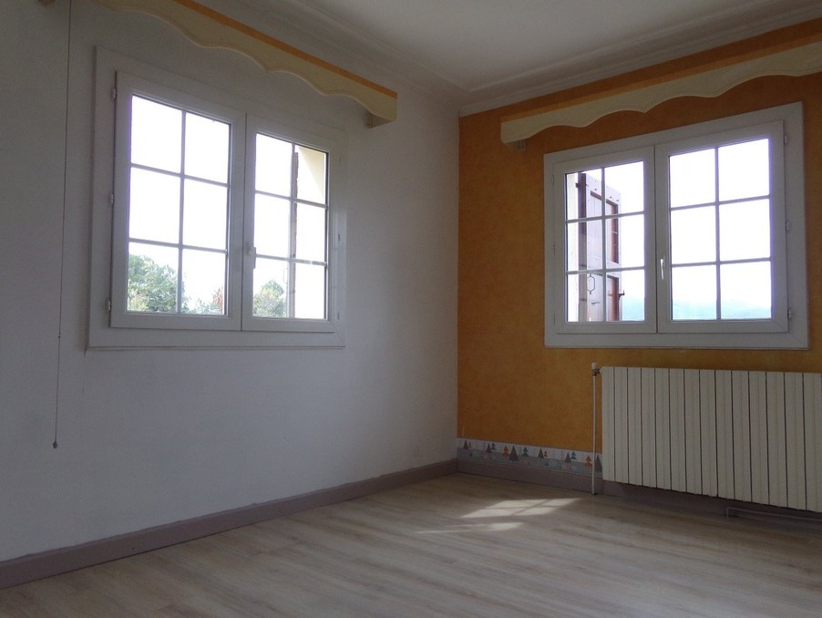 Vente maison 272 000 €  Saint Julien les Rosiers