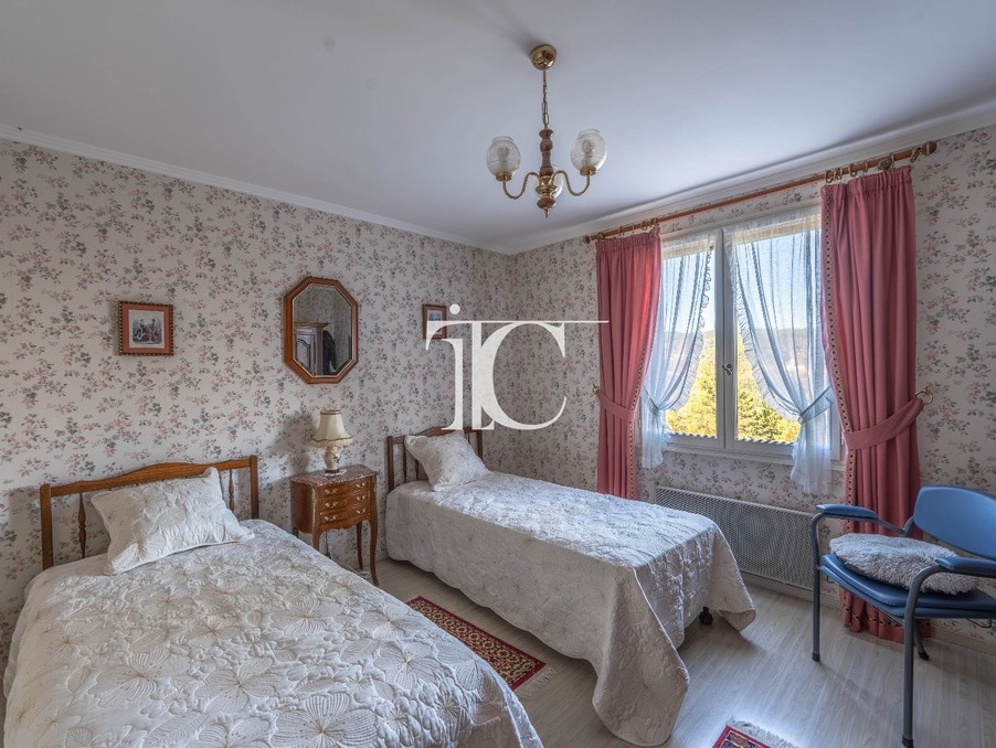 Maison sur Les Vans ; 399 000 €  ; Vente Réf. 301375422-2412856