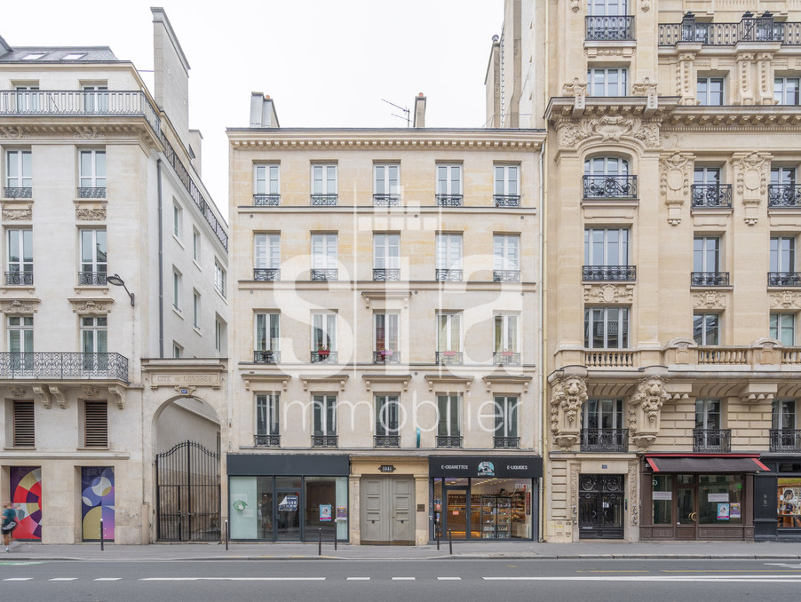 Achat appartement Paris Réf. ADVAP360001851