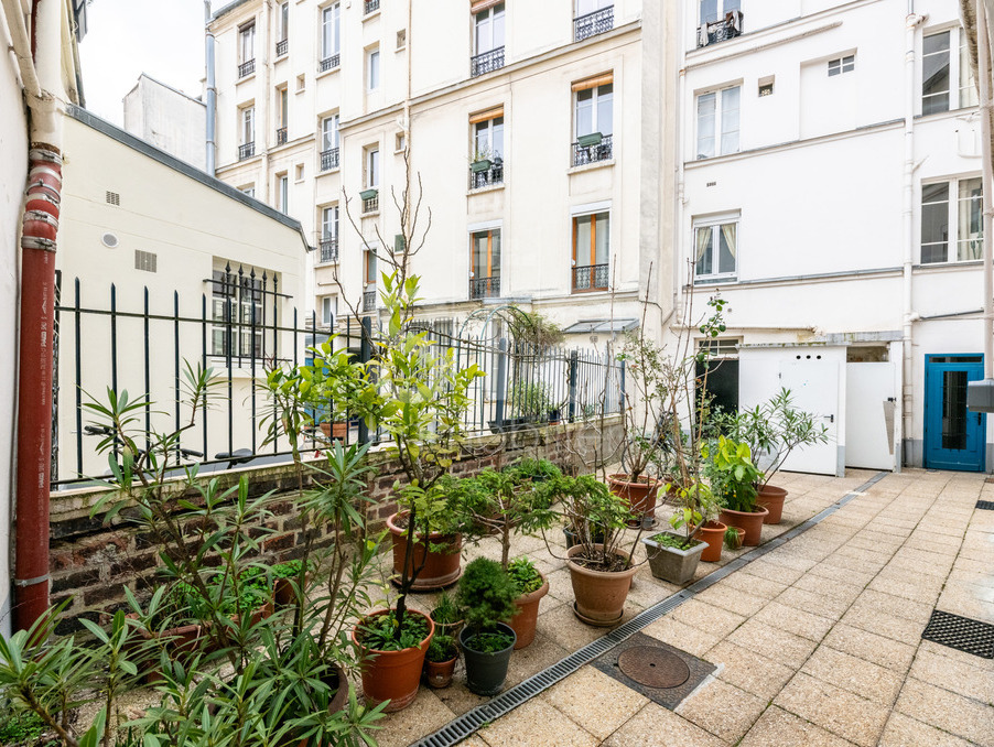 Vente appartement 105 000 €  Paris