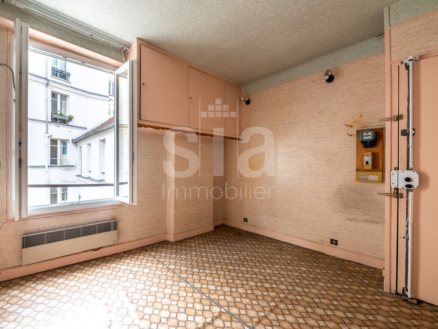 Vente appartement 105 000 €  Paris