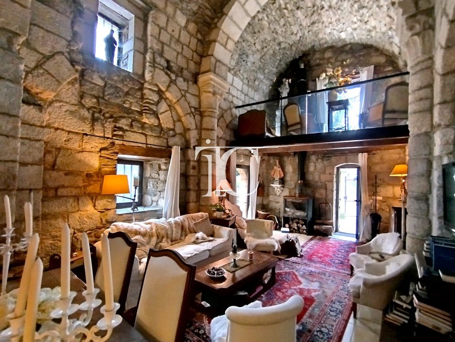 Maison sur Villefort ; 449 000 €  ; Achat Réf. 301376044-2504929
