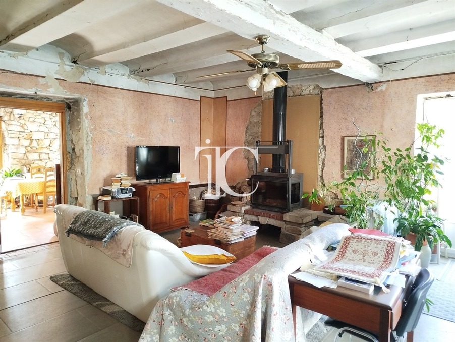 Vente maison 309 000 €  Banne