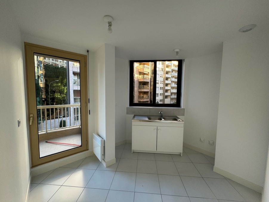 Appartement sur Monaco ; 4 345 €  ; Location Réf. 3P-POINTDUJOUR-