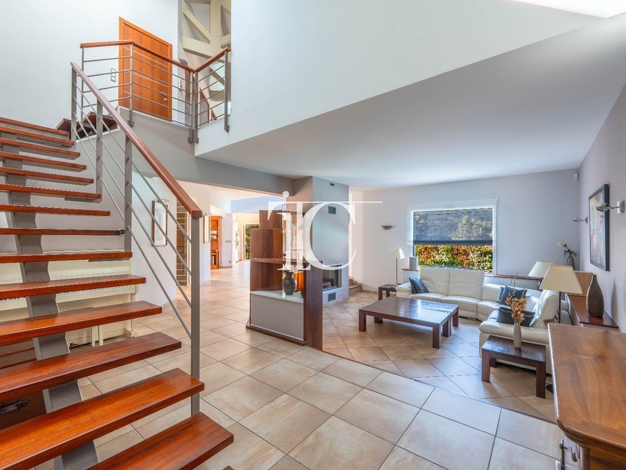A vendre maison Les Vans 07140; 930 000 € 