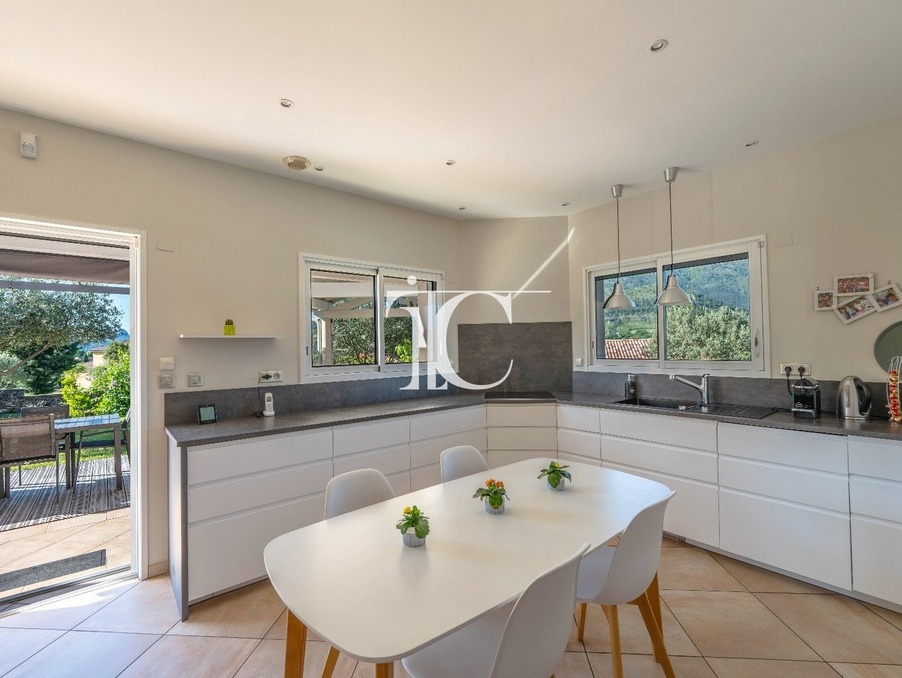 Maison 930 000 €  sur Les Vans (07140) - Réf. 301375601-2504938