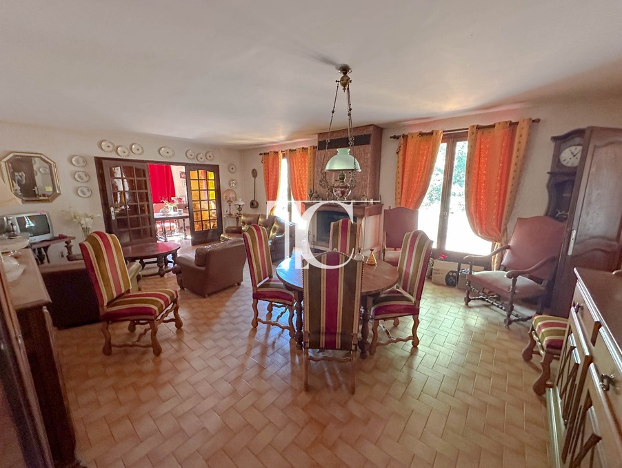 Maison sur Saint Ambroix ; 305 000 €  ; Achat Réf. 301376098-2505962