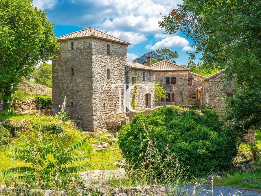 Maison 1 050 000 €  sur Les Vans (07140) - Réf. 301375748-2503912