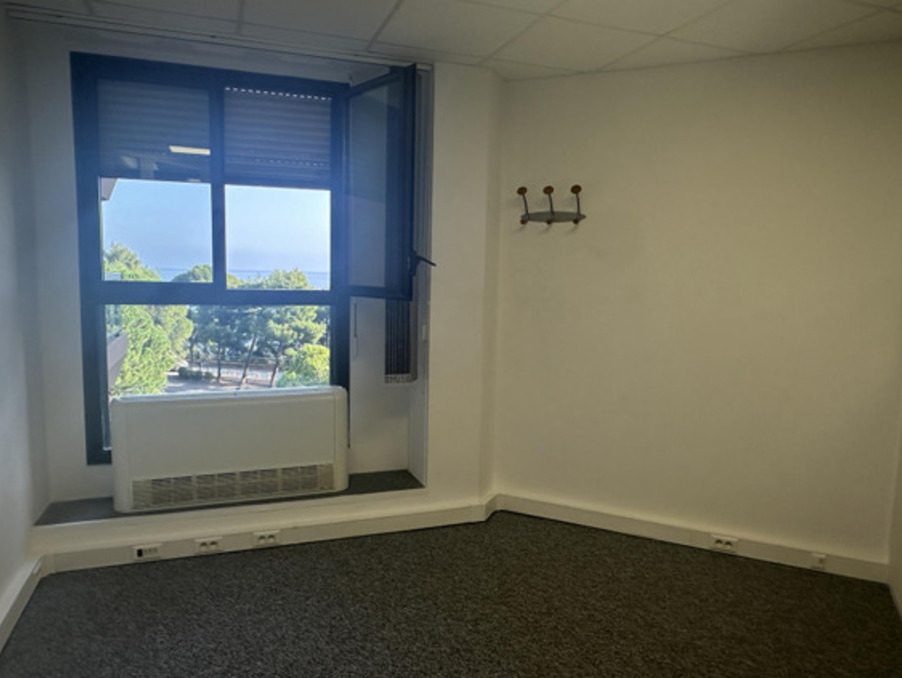 Location local professionnel Monaco Réf. BUREAU-MONTECARLO