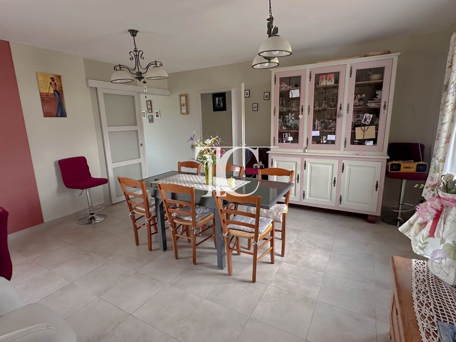 Maison sur Saint Bres ; 265 000 €  ; Achat Réf. 301376150-2505965