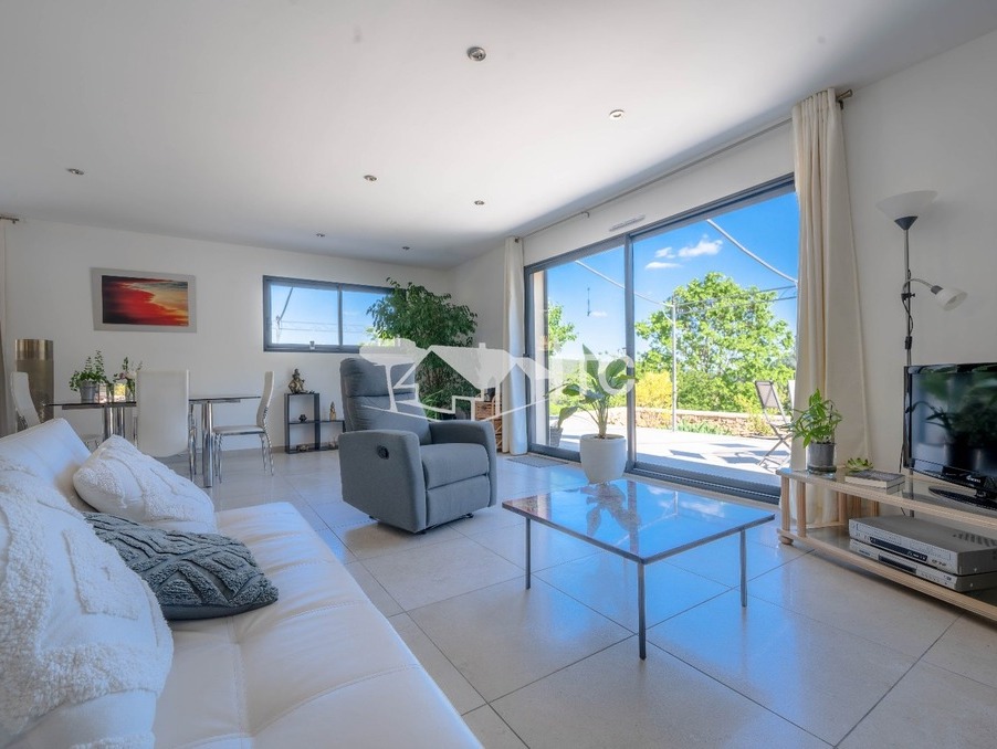 Vente maison 596 000 €  Les Vans