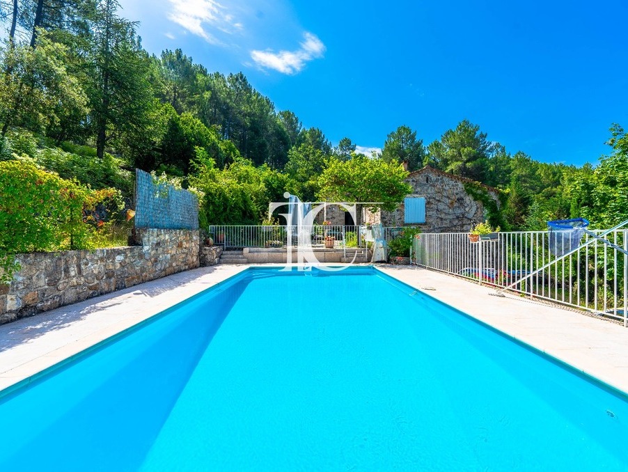 Vente maison 597 000 €  Les Vans