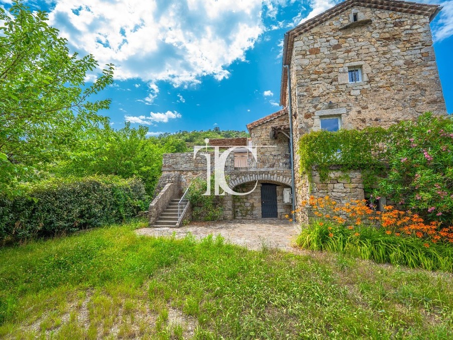 A vendre maison Les Vans 07140; 233 000 € 