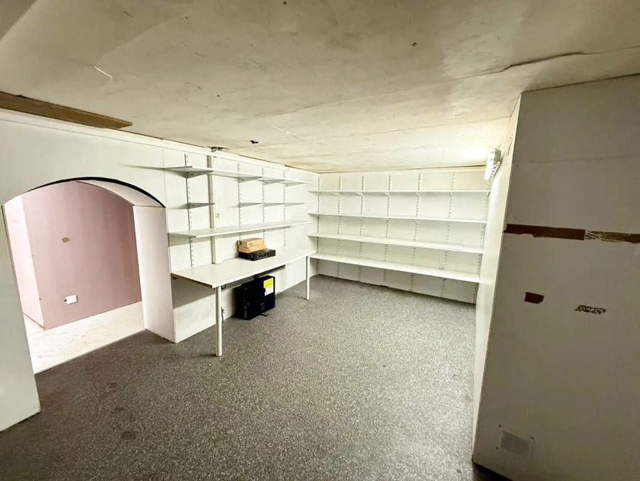 Local commercial 3 973 €  sur Paris (75015) - Réf. CLLCO360001917