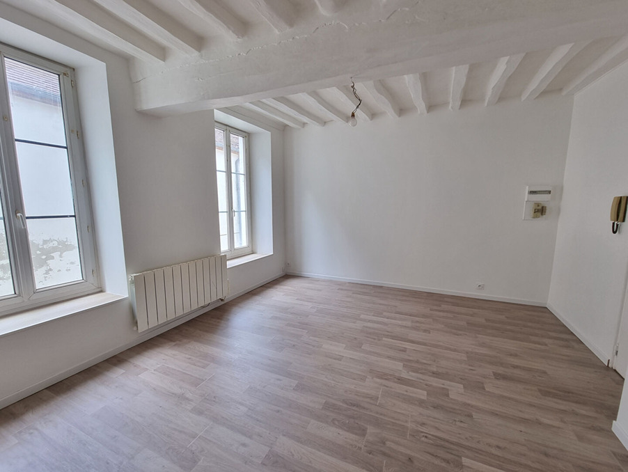 Appartement 310 €  Réf. 112709 Belleme