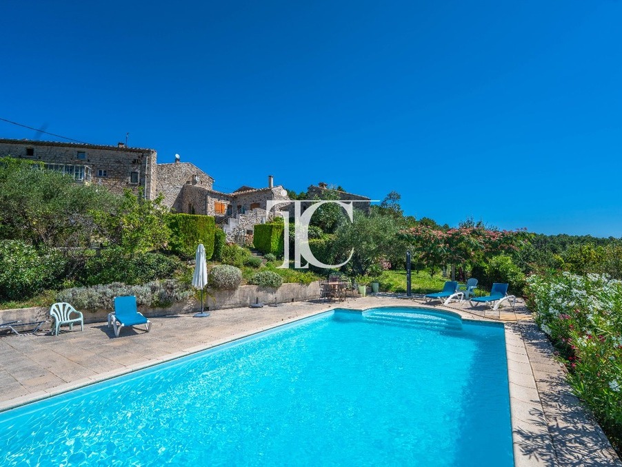 Propriété 590 000 €  sur Vinezac (07110) - Réf. 301376201-2506996