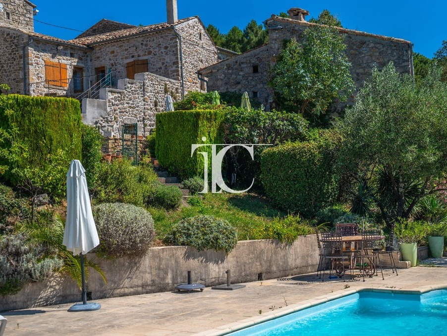 Propriété 590 000 €  sur Vinezac (07110) - Réf. 301376201-2506996