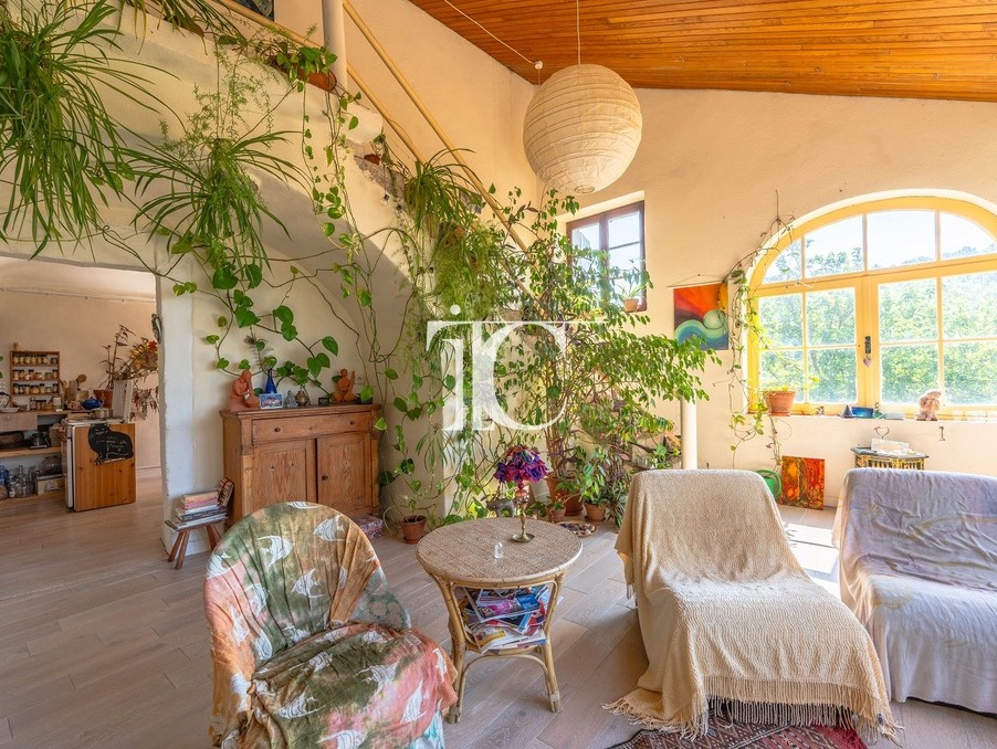 Maison sur Les Vans ; 315 000 €  ; Vente Réf. 301376202-2506997