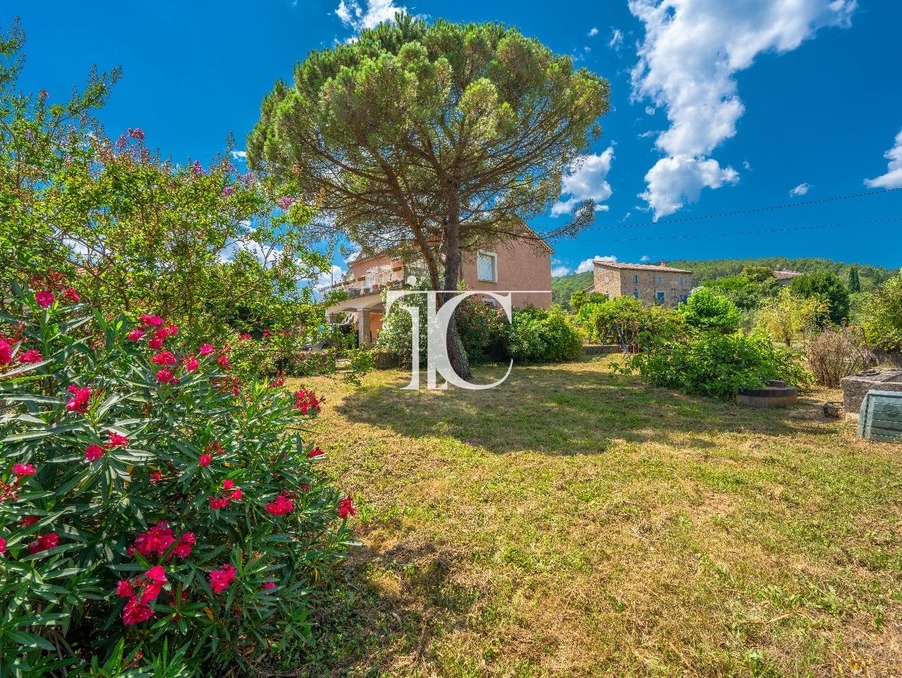 Maison 260 000 €  Réf. 301376211-25061001 Banne
